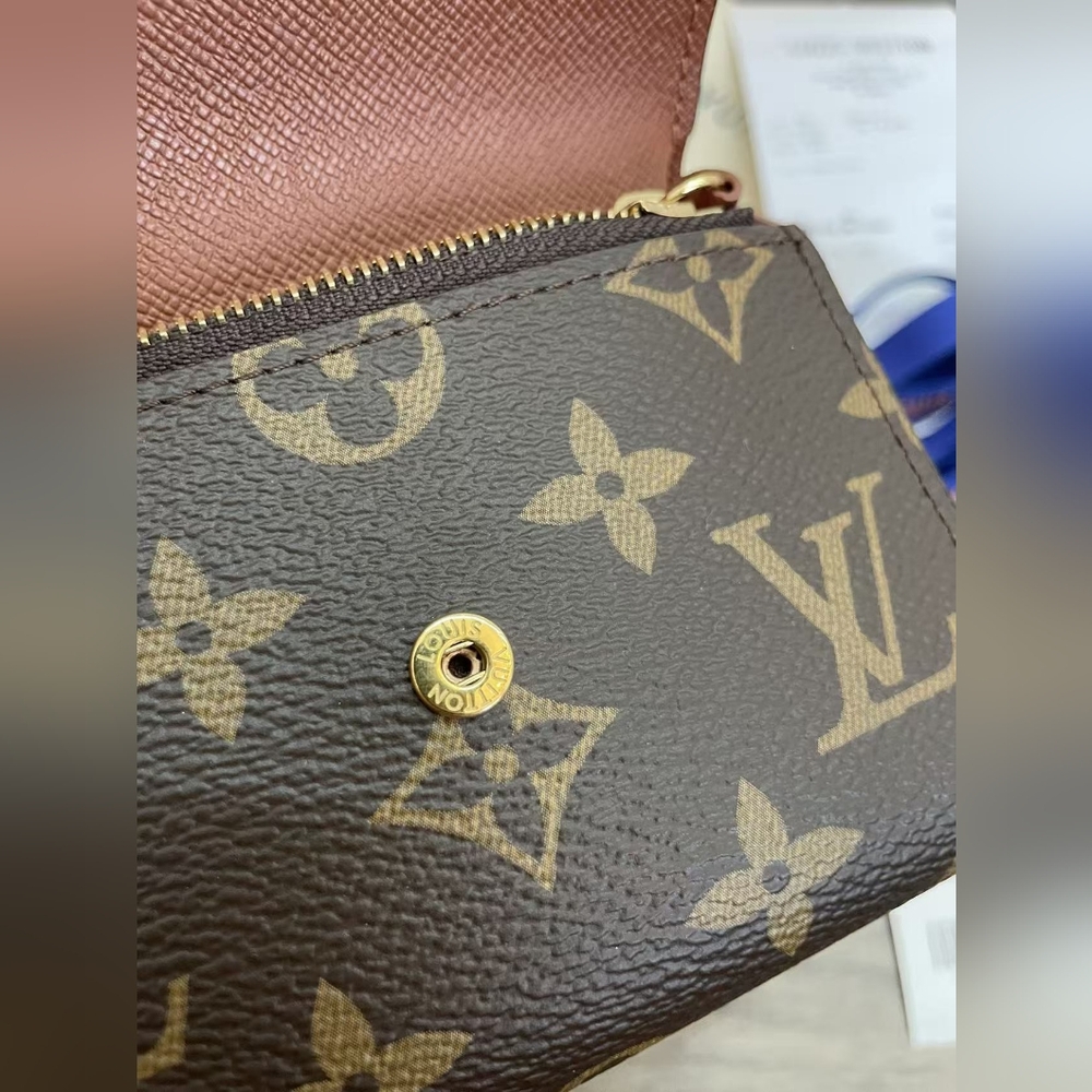 Louis Vuitton Victorine Wallet - Picture 13 of 16